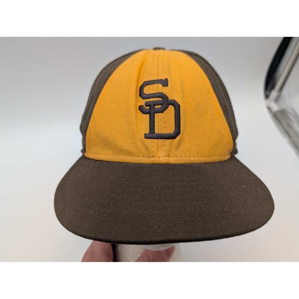 New Era 59FIFTY San Diego Padres Cooperstown Collection Hat Brown Yellow 7 1/2